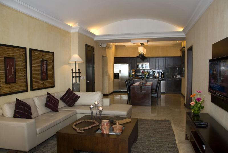 Hotel La Reunion Golf Resort And Residences Antigua Екстер'єр фото
