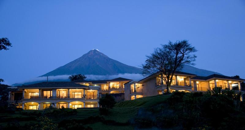 Hotel La Reunion Golf Resort And Residences Antigua Екстер'єр фото