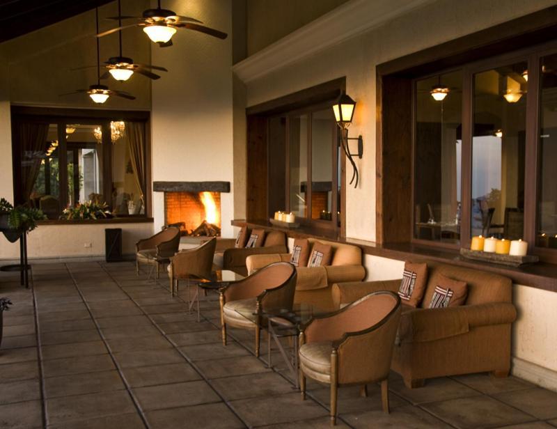 Hotel La Reunion Golf Resort And Residences Antigua Екстер'єр фото