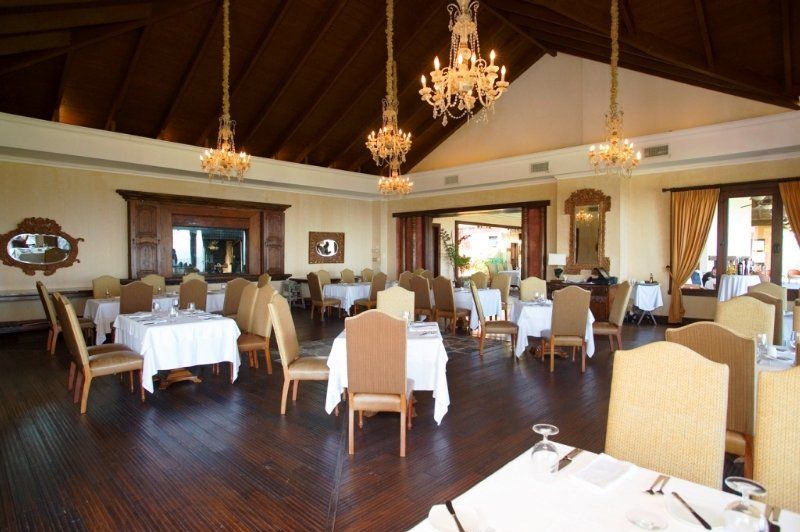 Hotel La Reunion Golf Resort And Residences Antigua Екстер'єр фото